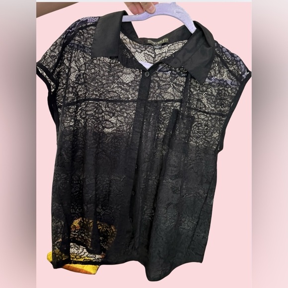 Forever 21 Black Lace Button-Up Blouse - Picture 1 of 3
